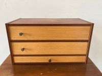 #A DDR Nähkasten Nähschrank Midcentury Holz braun Blumenhocker Sachsen - Burgstädt Vorschau