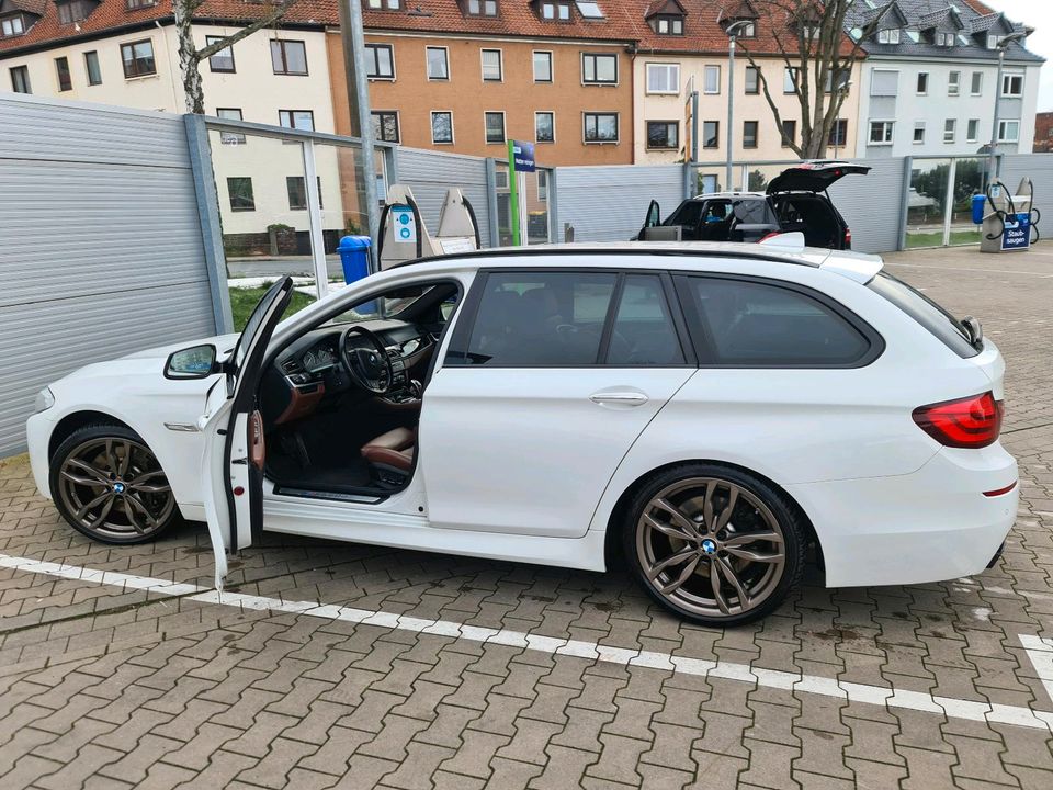 BMW M550D touring / Motor frisch generalüberholt in Giesen