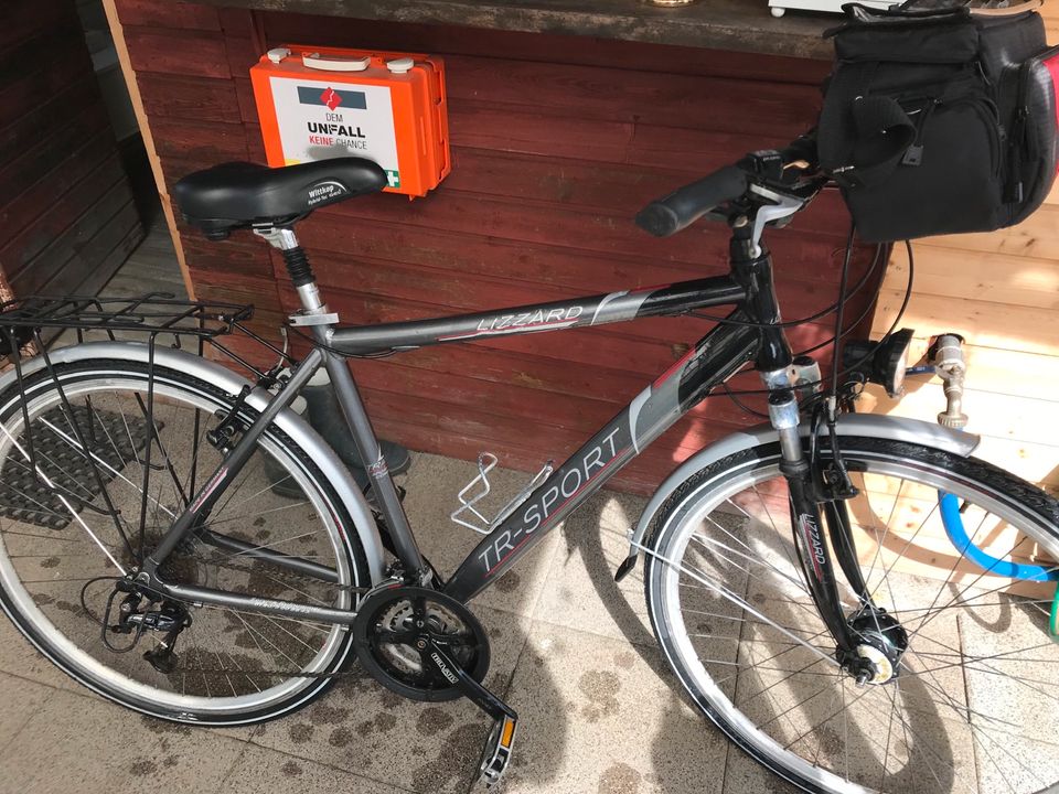 Herren Fahrrad 28 Zoll in guten Zustand in Frankfurt am Main