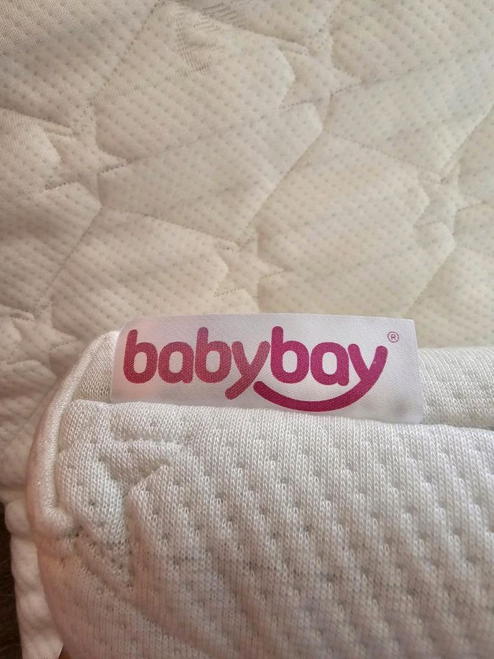 Babybay Beistellbett Maxi Comfort Plus Matratze Intense AngelWave in Weingarten