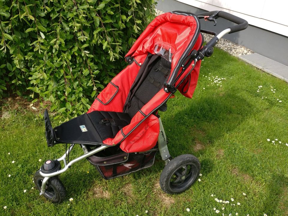 TFK Joggster Twist inkl. Zubehör / Kinderwagen / Buggy in Aarbergen