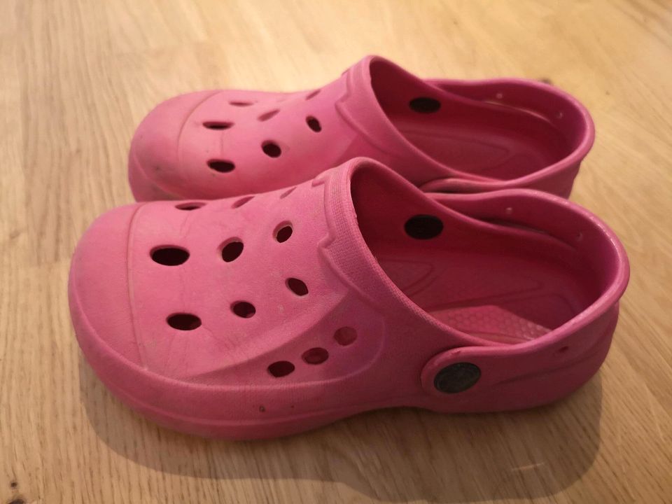 GARTEN Schuhe Größe 31 in Pink (aldi crocs) in Weidenberg