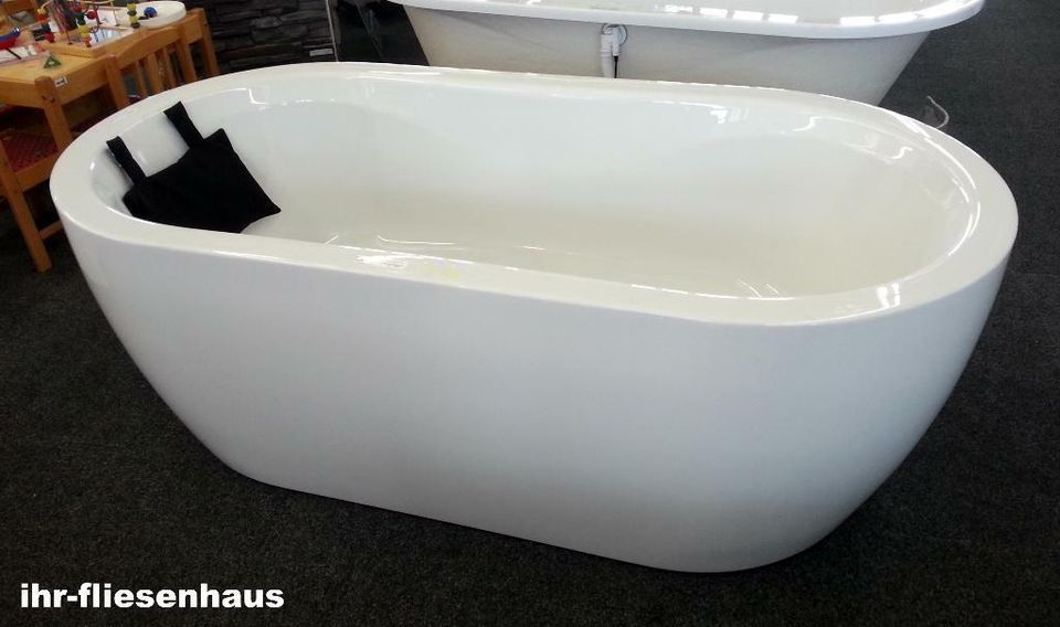 Freistehende Badewanne Weiß Oval 177/88/64cm Repabad Ausstellung in Groß Schacksdorf- Simmersdorf