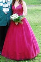 Königinnenkleid/ Maikleid von Unique in rot / Größe 36 Nordrhein-Westfalen - Jüchen Vorschau