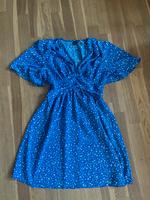 Blaues Kleid mit weißem Muster Brandenburg - Potsdam Vorschau