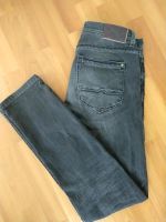 Emilio Adani Jeans schwarz Größe 32/34 Bremen - Borgfeld Vorschau