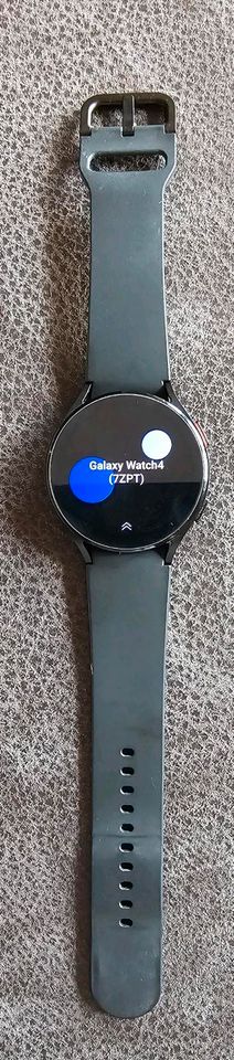 Samsung Galaxy Watch 4 BT40mm Schwarz NEUWERTIG in Dallgow