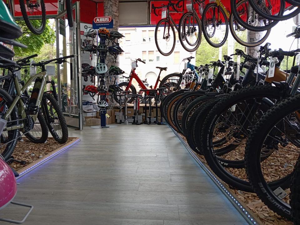 Gravelbike ROMET BOREAS 1 LITE Sram Apex 10 Gänge 28 Zoll in Stuttgart