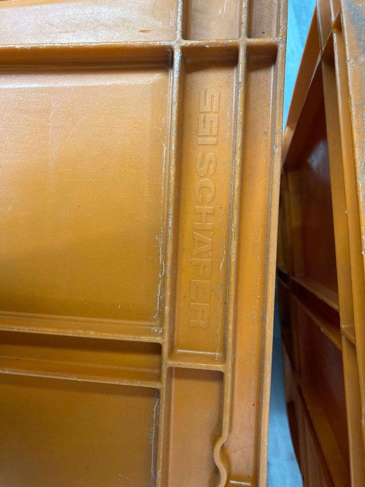 Kiste EF 6420 orange SSI Schäfer gebraucht Box Kasten Lagerkiste in Burbach