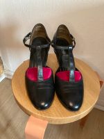 Paul Green schwarze Pumps mit T-Steg Spangenschuhe Gr. 40 Nordrhein-Westfalen - Detmold Vorschau