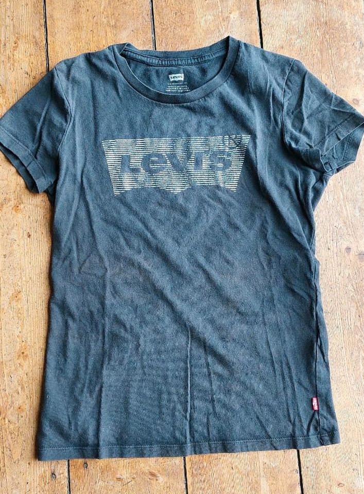 LEVI'S Kurzarm T-Shirt Gr. XS dunkelgrau silber in Köln