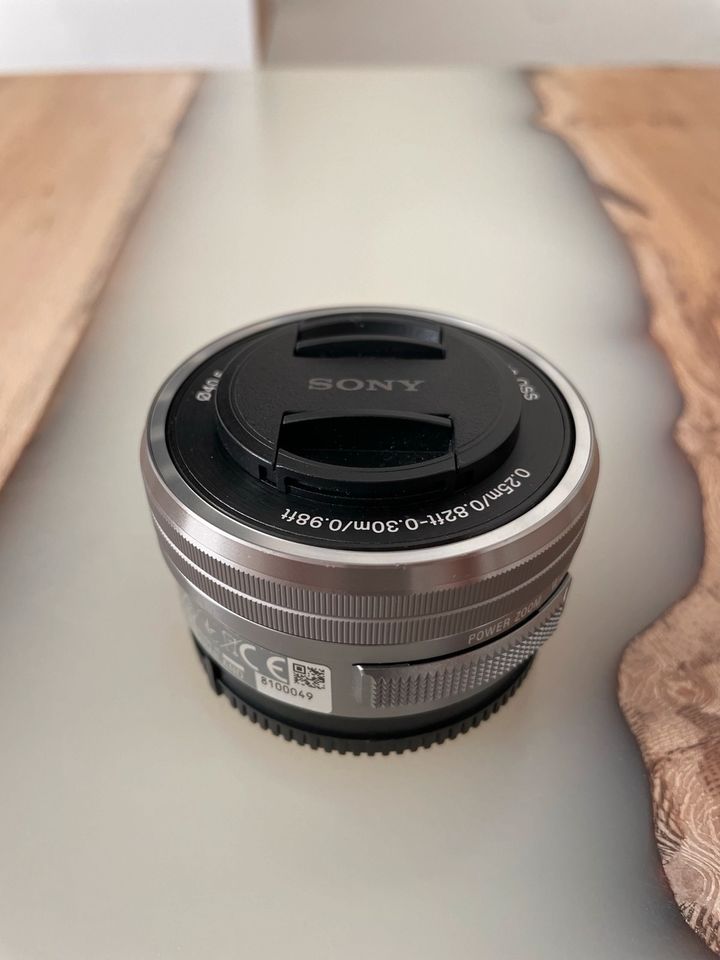 Sony Kit Lens 16-50 OSS in Duisburg