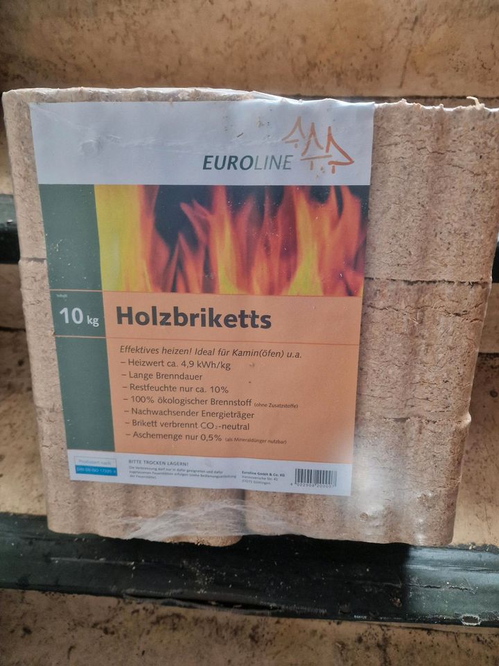 Holz Briketts Heiz-Briketts 100% Ökologisch [ 10 KG ] Kamin Ofen in Völklingen