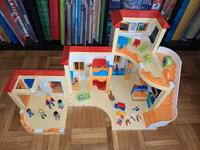 Playmobil Kita Sonnenschein 5567 mit viel Zubehör Hessen - Grasellenbach Vorschau