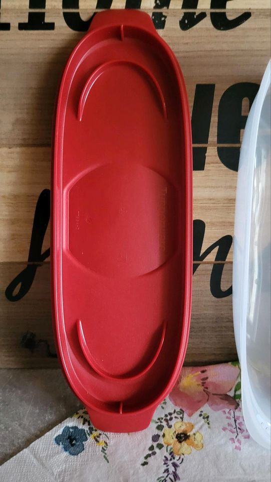 Tupperware Wurst Theke - rot in Rodalben