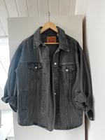 Levi‘s oversized Jeansjacke / Jeanshemd Niedersachsen - Osnabrück Vorschau