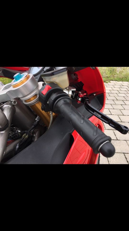 Ducati 999 S, BOS Carbon, Rizoma,Öhlins, Testastretta in Parsdorf