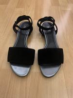 VAGABOND Damen Riemchensandalen aus Leder Schwarz Gr. 41 Nordrhein-Westfalen - Erkrath Vorschau