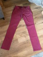 Tommy Hilfiger Chino Jeans W28/ L34 Neuwertig! Niedersachsen - Vechelde Vorschau