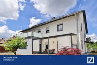 Neuwertiges Einfamilienhaus mit Einliegerwohnung, EBK, Garage, großem Garten in bester Lage von Roth Bayern - Roth Vorschau
