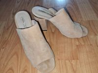 Buffalo London Mules Sandalen beige Velour Gr. 37 Nordrhein-Westfalen - Moers Vorschau