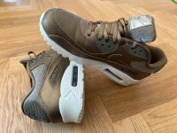 Nike Air Max khaki olivgrün 40,5 Bayern - Neufahrn Vorschau