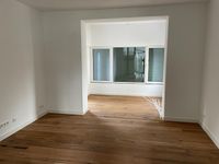 geräumige Erdgeschosswohnung in einem Zweifamilienhaus- BAD SODEN im TAUNUS (98 QM) Hessen - Bad Soden am Taunus Vorschau