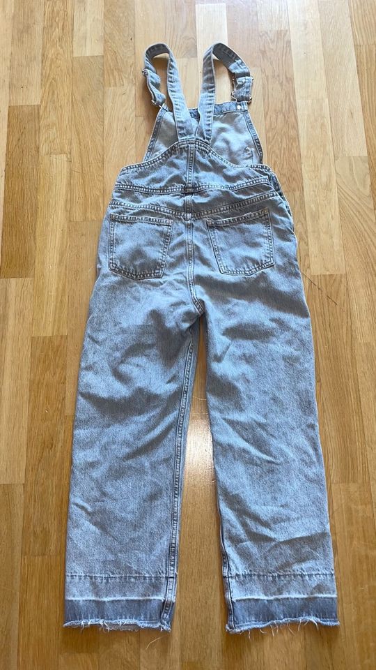 ZARA JEANS LATZHOSE 140 GRAU in Dresden