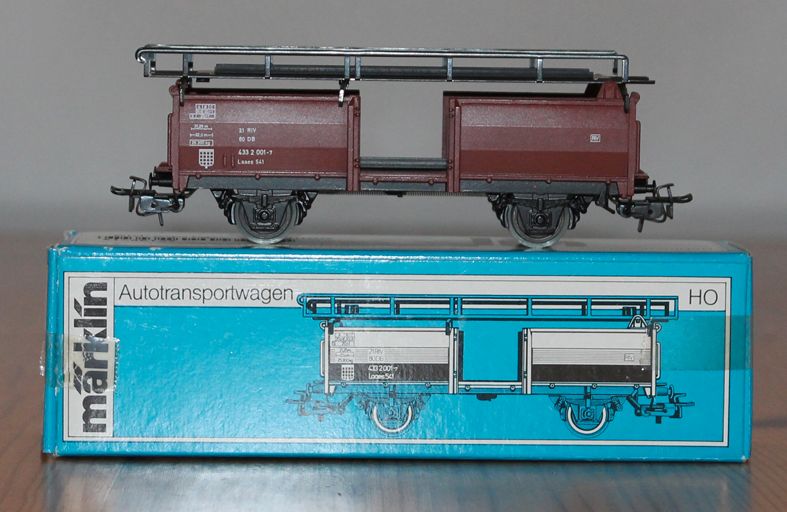 4612 Märklin Autotransportwagen im Originalkarton in Lorch