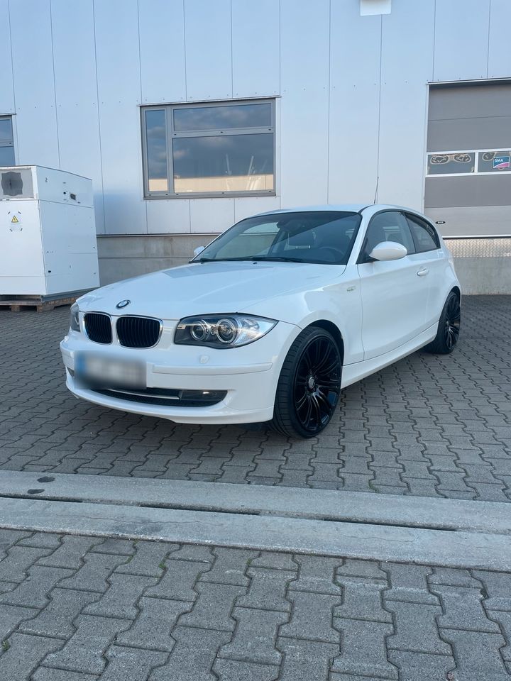 BMW 116 Facelift in Kassel
