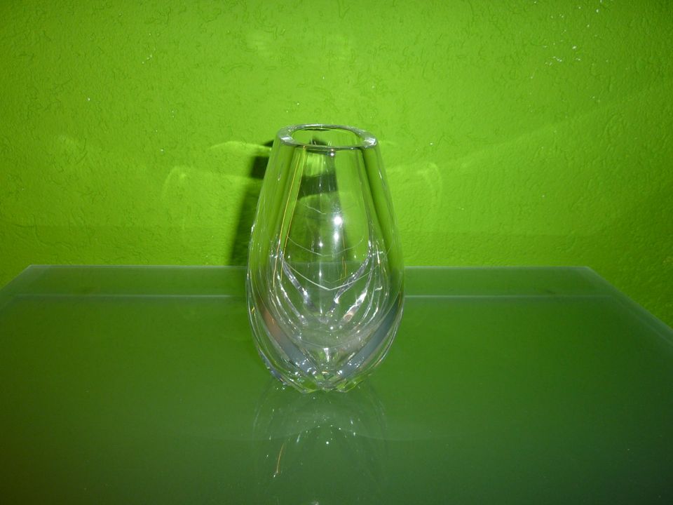 Glas Vase mit sehr schönem Schliff, Kristallglas in Oberhausen