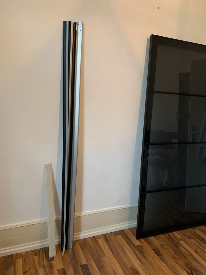 Ikea Pax Schiebetüren Paar Glas 200x201cm in Frankfurt am Main