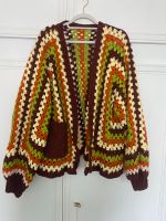 Häkeljacke Cardigan Granny Kr. München - Planegg Vorschau