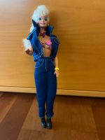 Barbie inkl.  1 Extra-Outfit Hessen - Marburg Vorschau