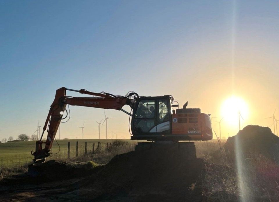 VERMIETUNG - Mobilbagger 15To. Hitachi / Liebherr in Parchim