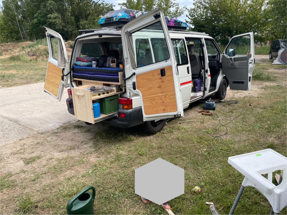 T4 Camper Bulli Mieten Wohnmobil Sommerferien in Berlin