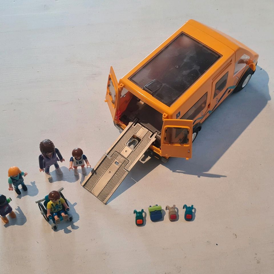 Playmobil Schulbus in Bleckede