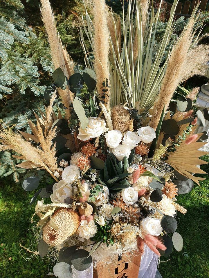 Trockenblumengestecke für Hochzeit Feier mieten in Lechbruck