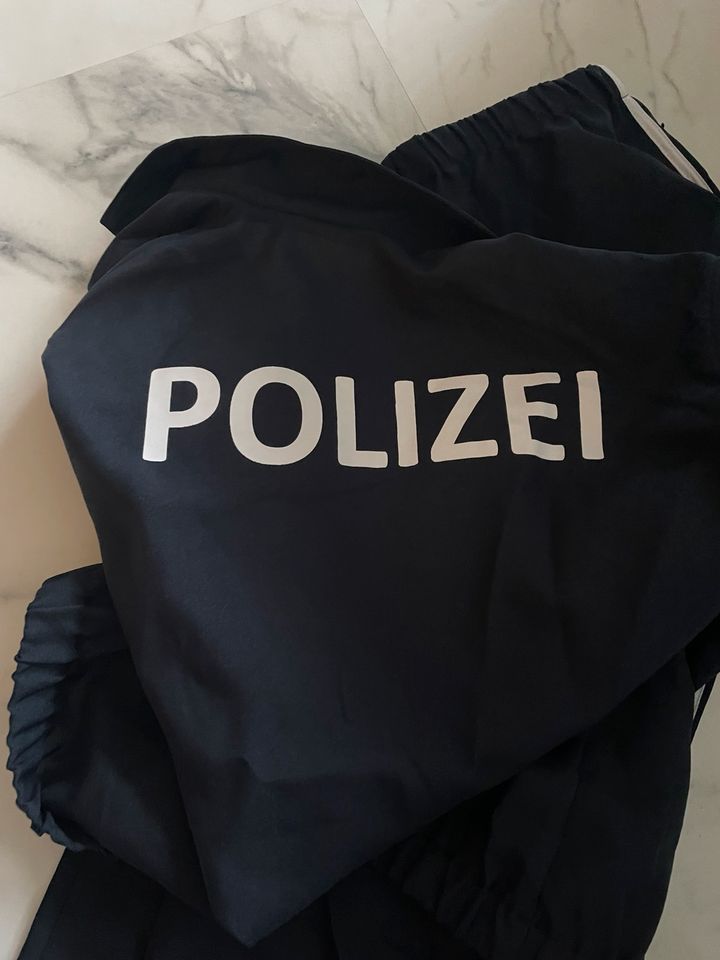 Polizei - Kostüm - 152 in Laatzen