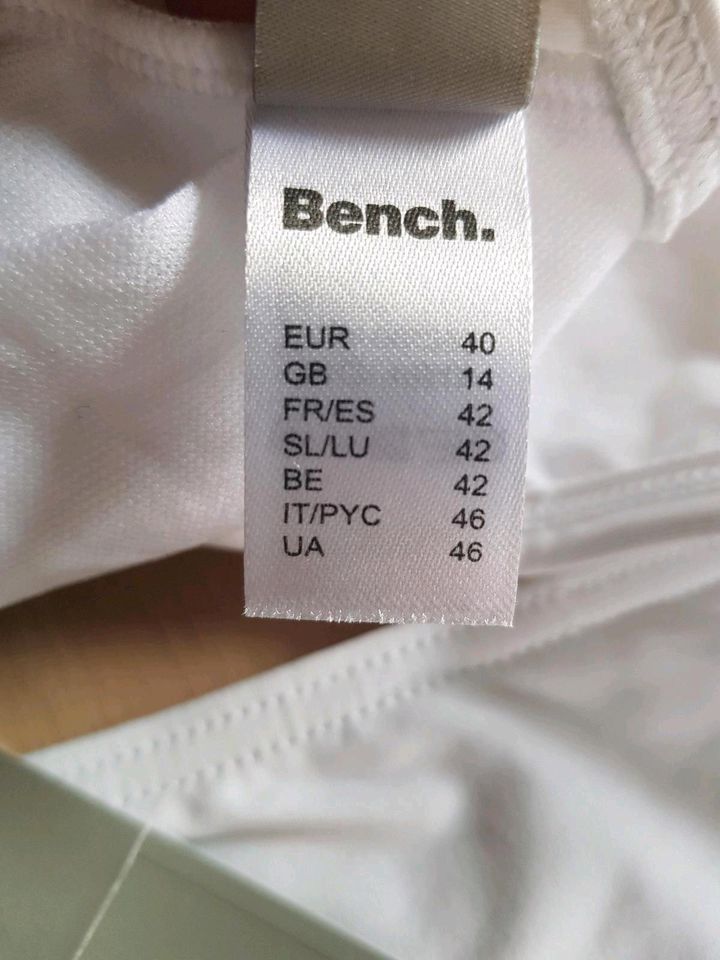 Bench Bikini L 40 Weiß neu mit Etikett in Bernsdorf b Hohenstein-Ernstthal