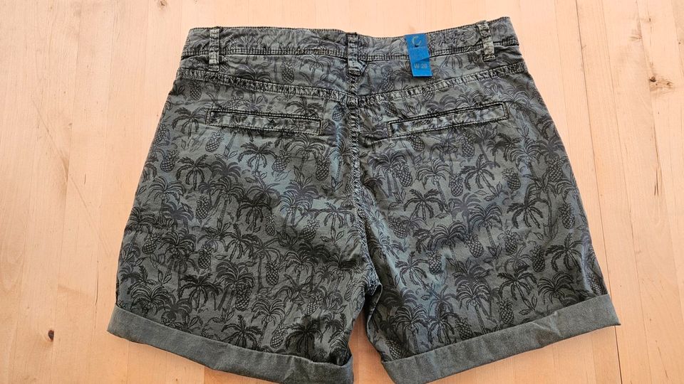 Campus Bermuda Shorts Kurze Hose Grün, Gr. 26 (XS/S), NEU in Günthersdorf