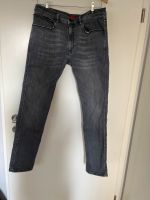 Hugo Boss   skinny Jeans grau Gr. 34/32 Baden-Württemberg - Asperg Vorschau
