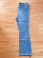 S.Oliver Pants schöne blue Jeans Größe 44 Bootcut Hessen - Bischoffen Vorschau