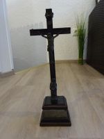 Standkreuz/Tischkreuz mit Maria, sehr alt Bayern - Obertraubling Vorschau