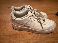 Nike Air Force 1 Weiß 37,5 Nordrhein-Westfalen - Krefeld Vorschau