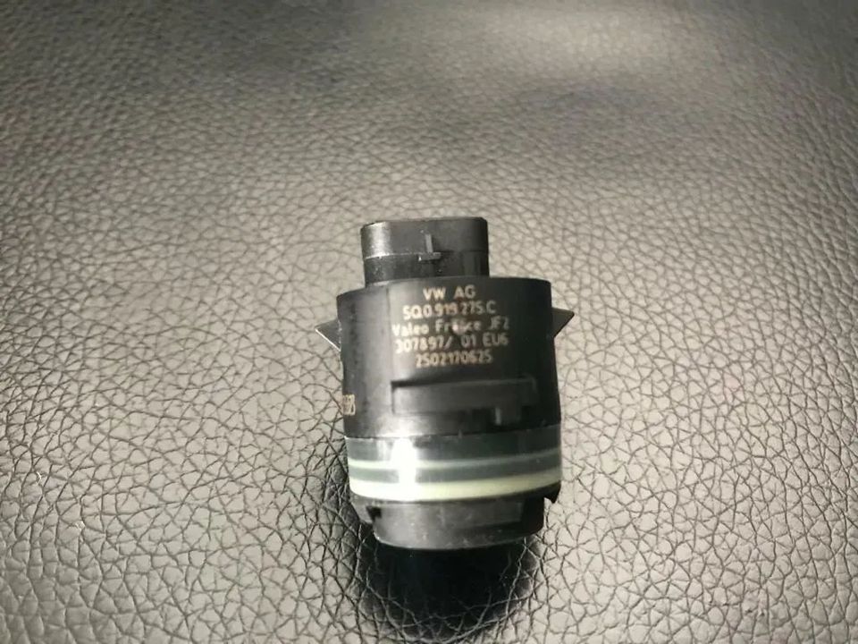 VW SEAT SKODA AUDI 5Q0919275C PARKSENSOR PDC SENSOR in Essen