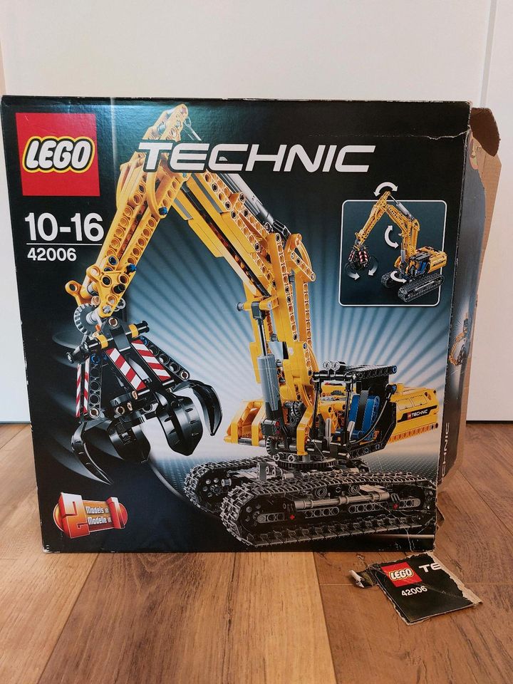 LEGO Technic 42006 + Power Functions 8293 in Berne