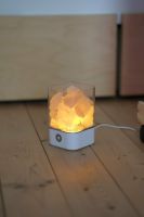Salzstein Salzkristall Lampe Licht LED zwei Farben cozy Bayern - Landshut Vorschau