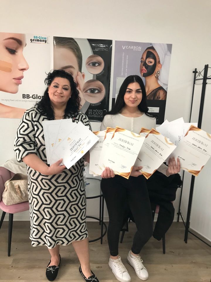 Kosmetik Schulungen bio keratin bb glow microneedling Plasma pen in Düsseldorf