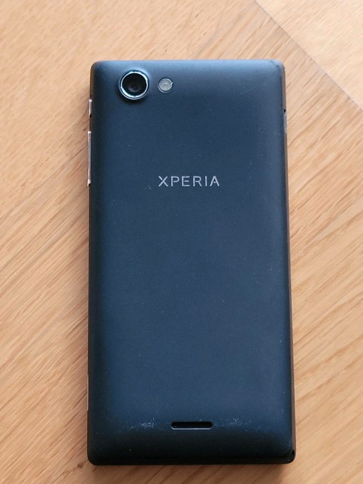 Sony Xperia J in Offenburg